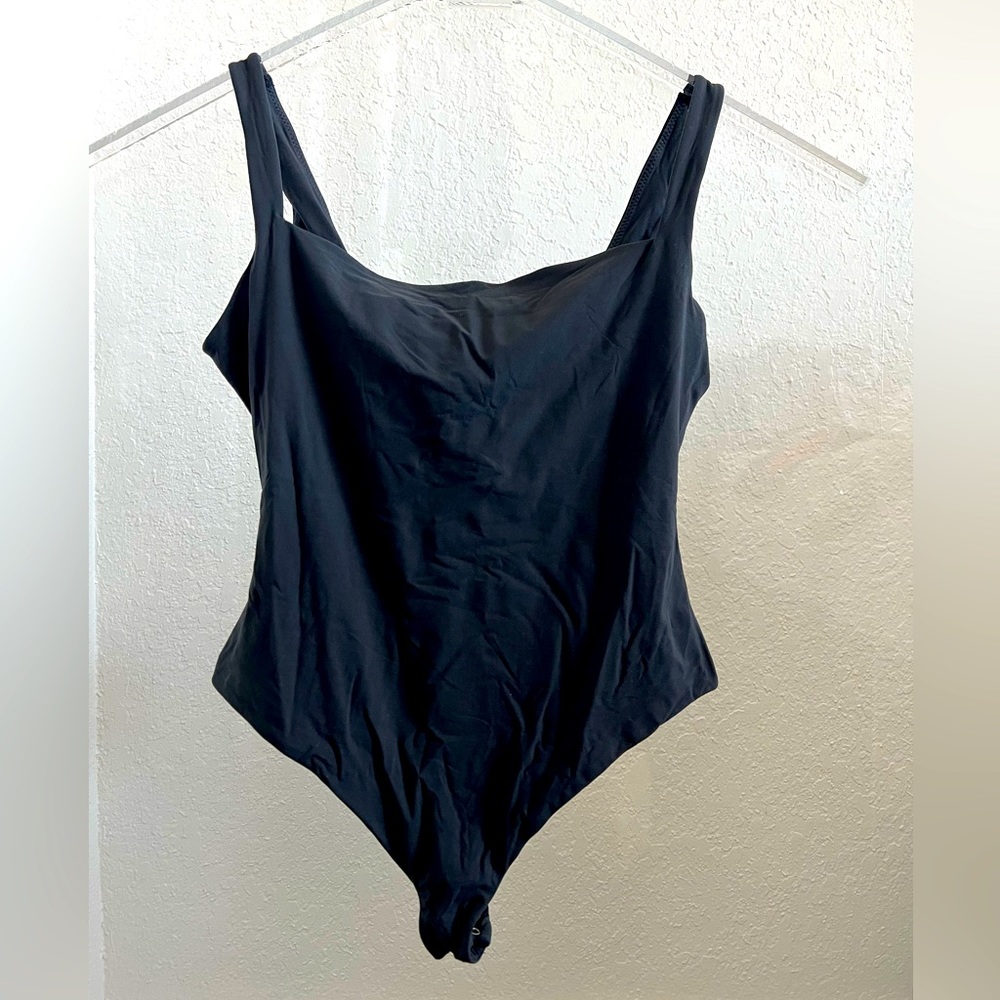 SKIMS Square Neck Bodysuit
